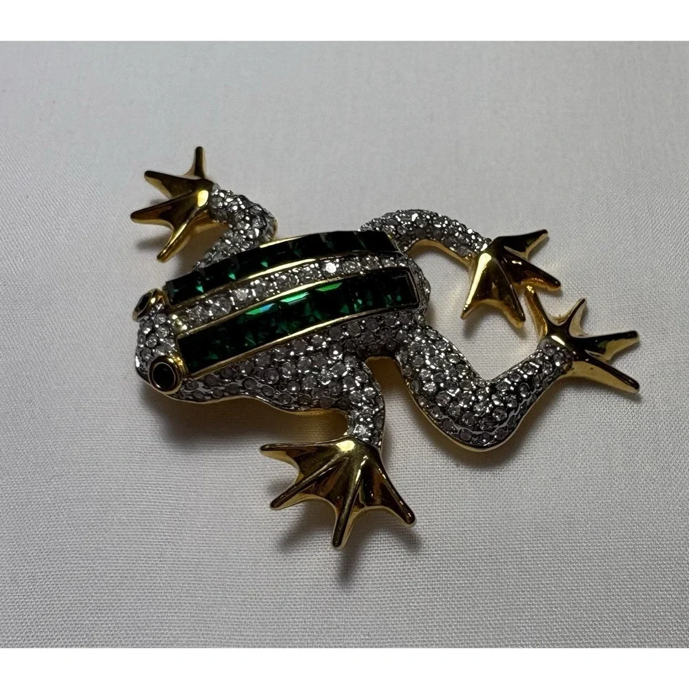 Vintage 80s 90s Rhinestone Frog Brooch Pin Emerald Baguette Crown 2.5